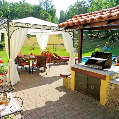 Holiday home Skalniski By Interhome Mucici
